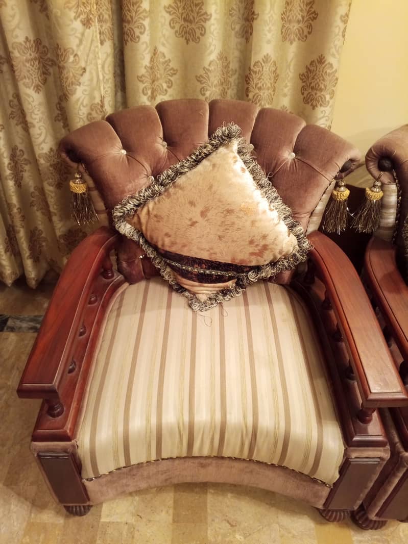 Fancy Sofa Set 8
