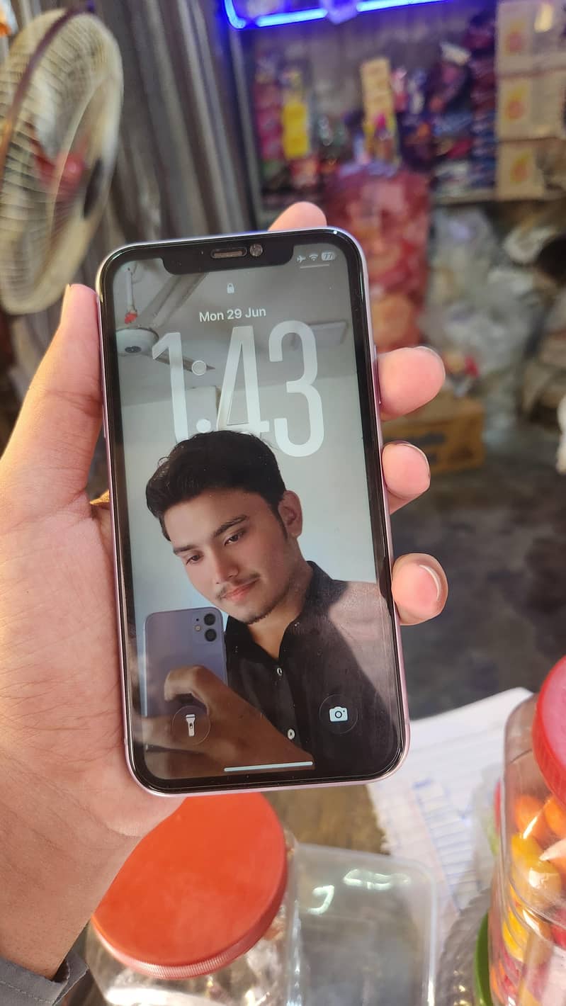 IPhone 11 5