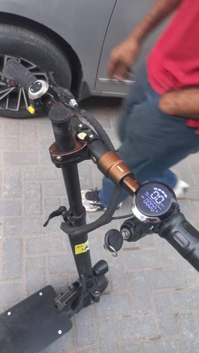 scooty scooter electric