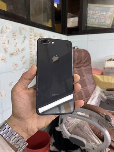 Apple iPhone 8 Plus