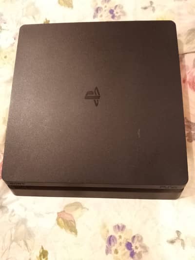 PS4 Slim 500gb immaculate condition