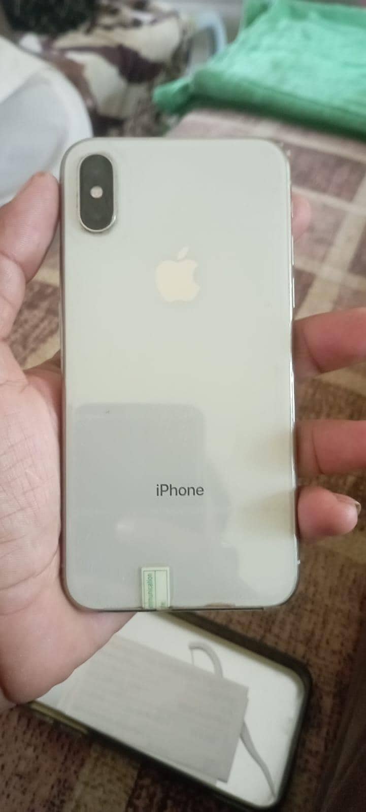 Apple iPhone X 3