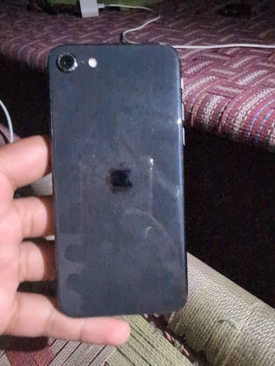 Apple iPhone SE