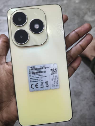 Tecno Spark 20
