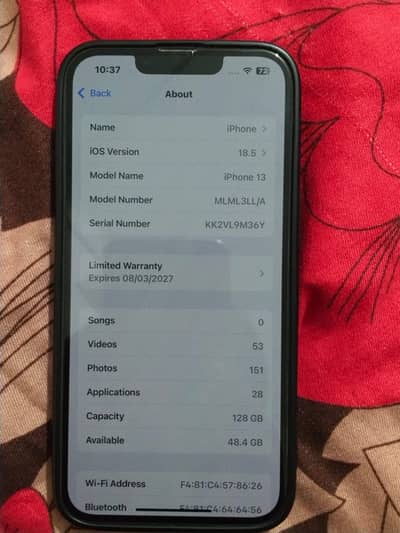 Apple iPhone 13