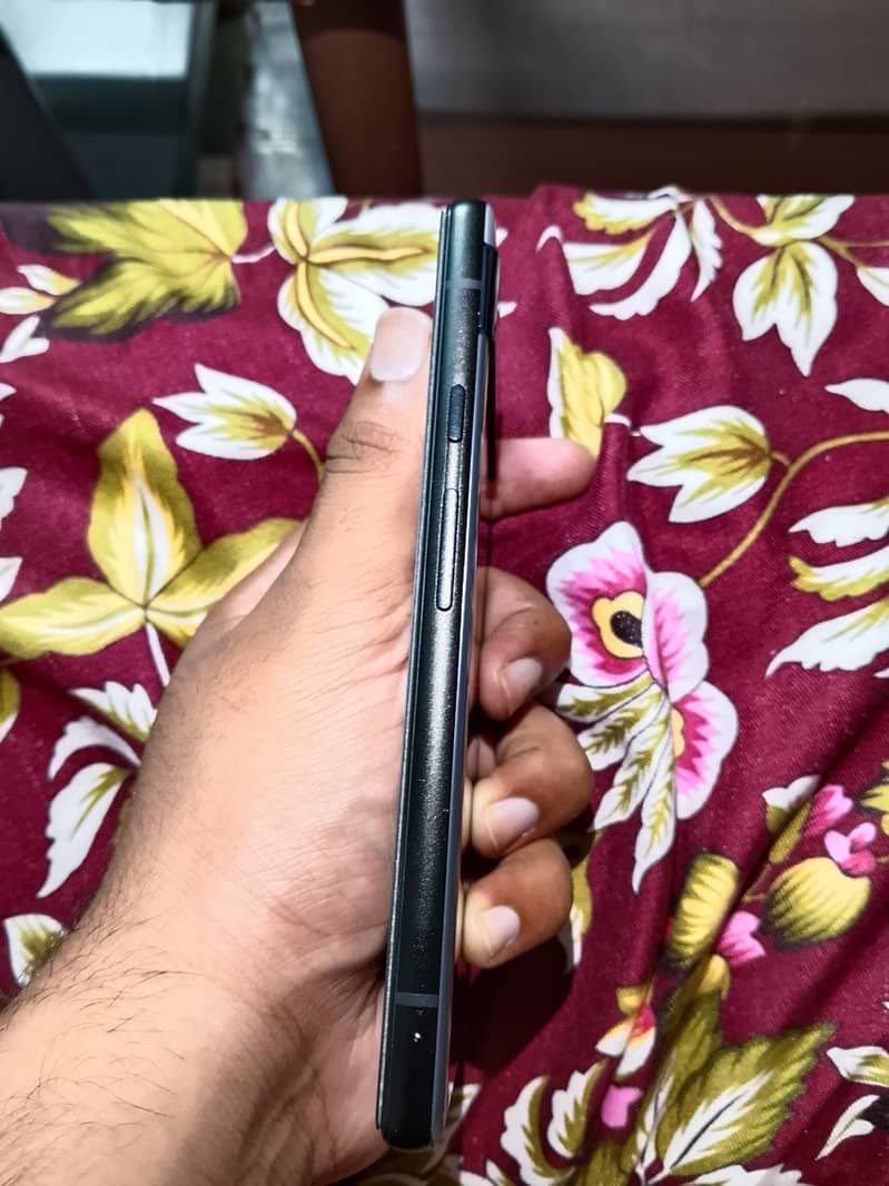 Google Pixel 6a 3
