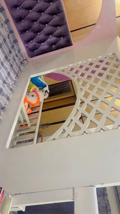 bunk bed in excellent condition
