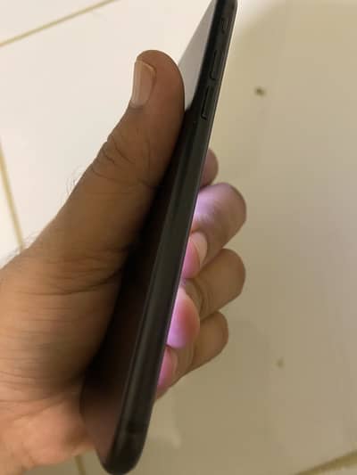 Apple iPhone 7
