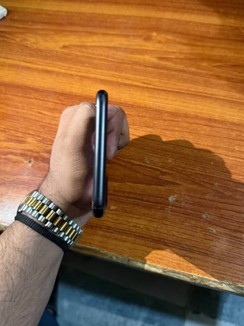 Apple iPhone 7 Plus 3