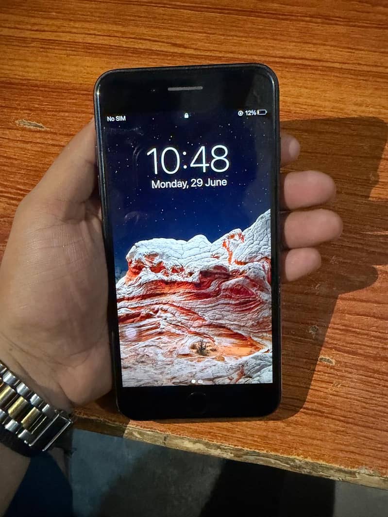 Apple iPhone 7 Plus 6