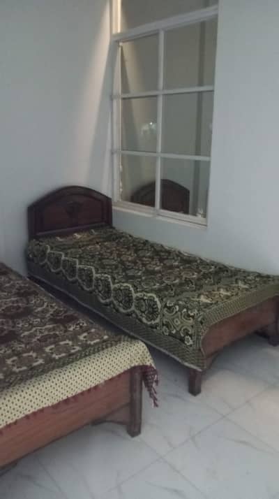 ROOM FOR FEMALE IN GIRLS HOSTEL satellite town rawalpindi