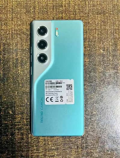 Tecno CAMON 40 Pro