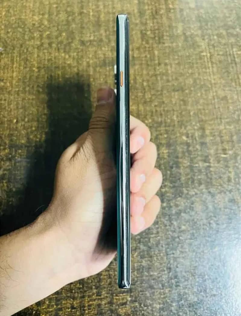 Tecno CAMON 40 Pro 2