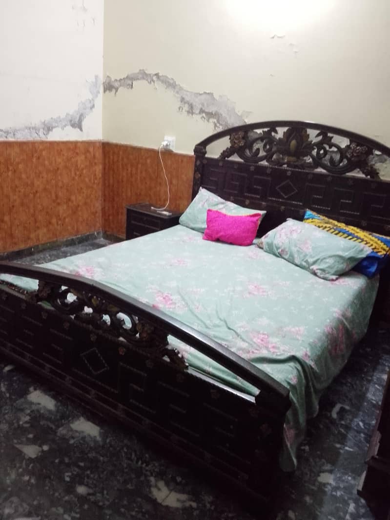 fine quality bed set 0