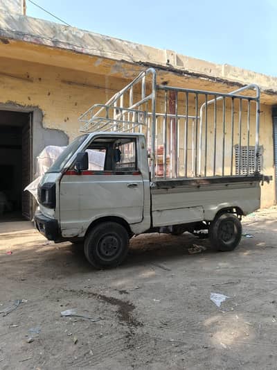 suzuki loading wali ghari h mere pas kisi ko company me lgane ho to