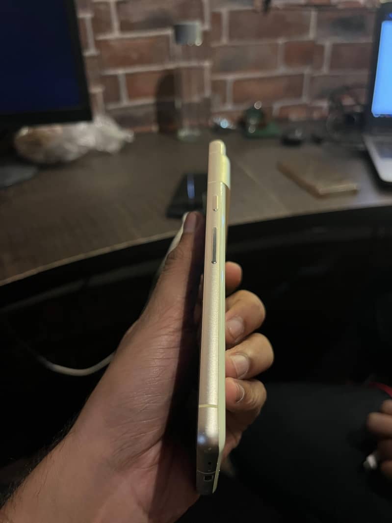 Google Pixel 7 3