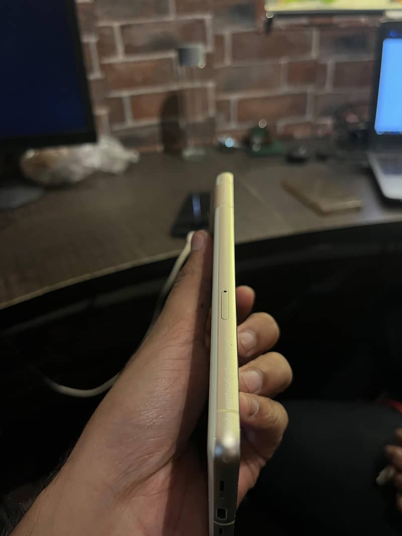 Google Pixel 7 5
