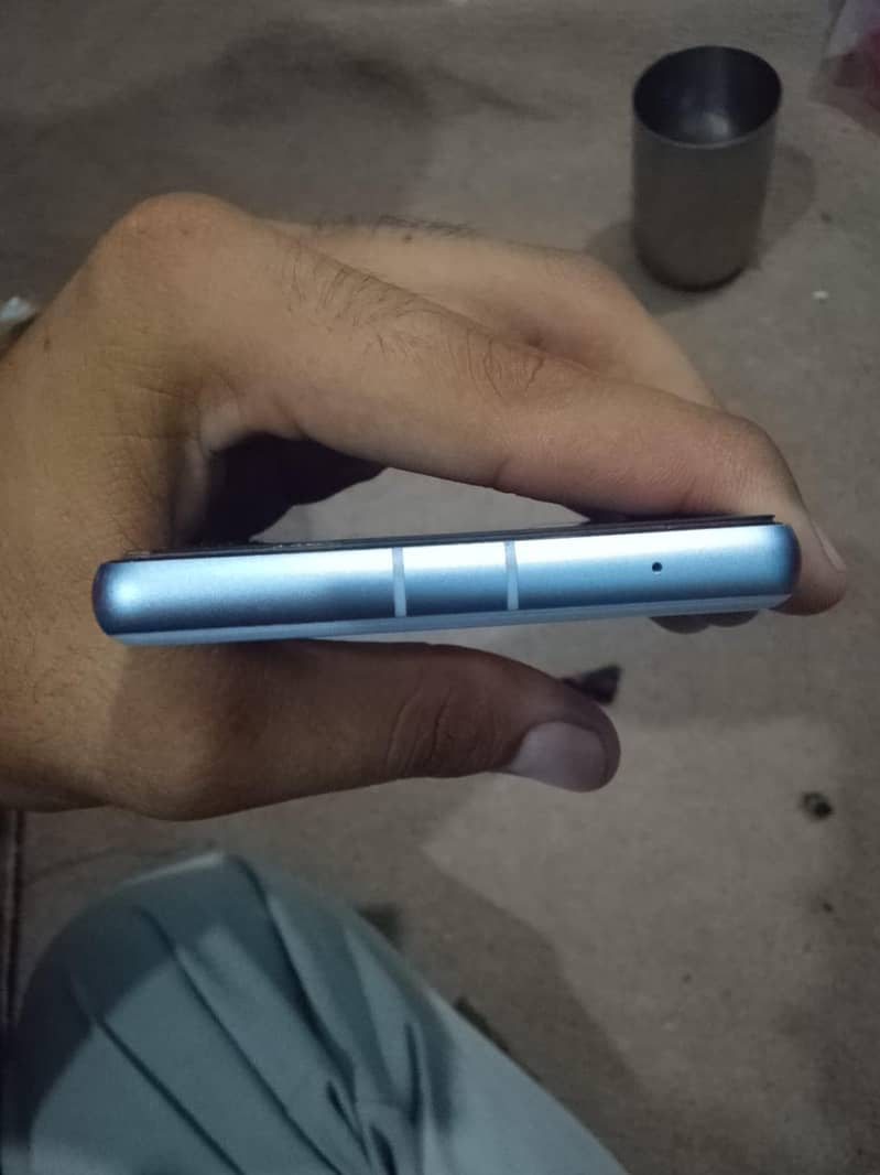 Google Pixel 7a 2