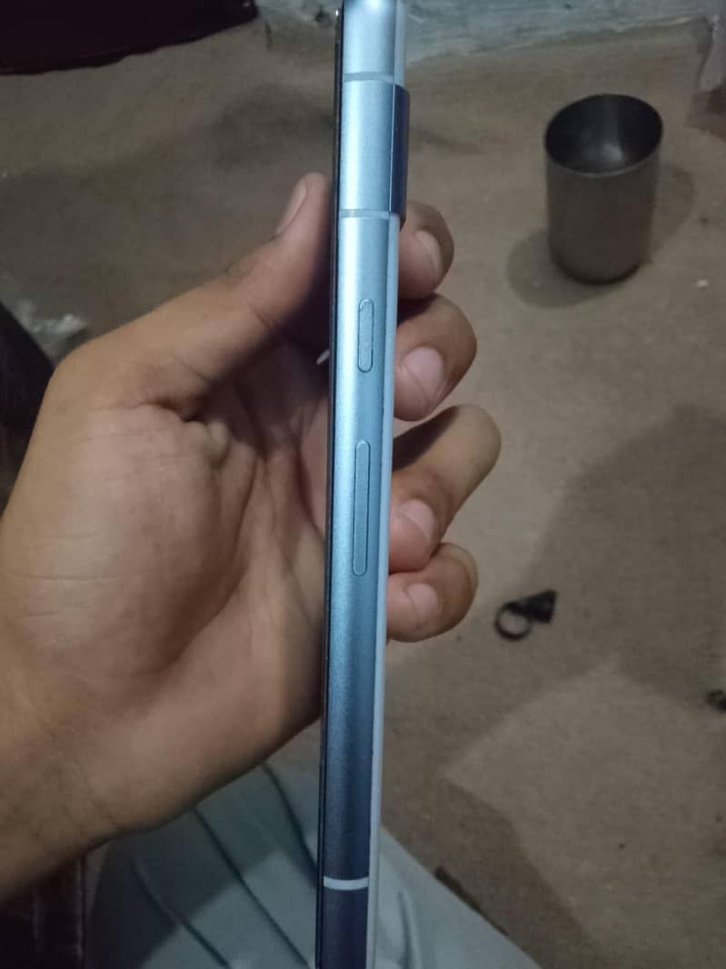 Google Pixel 7a 4