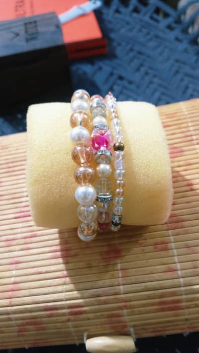 bracelets