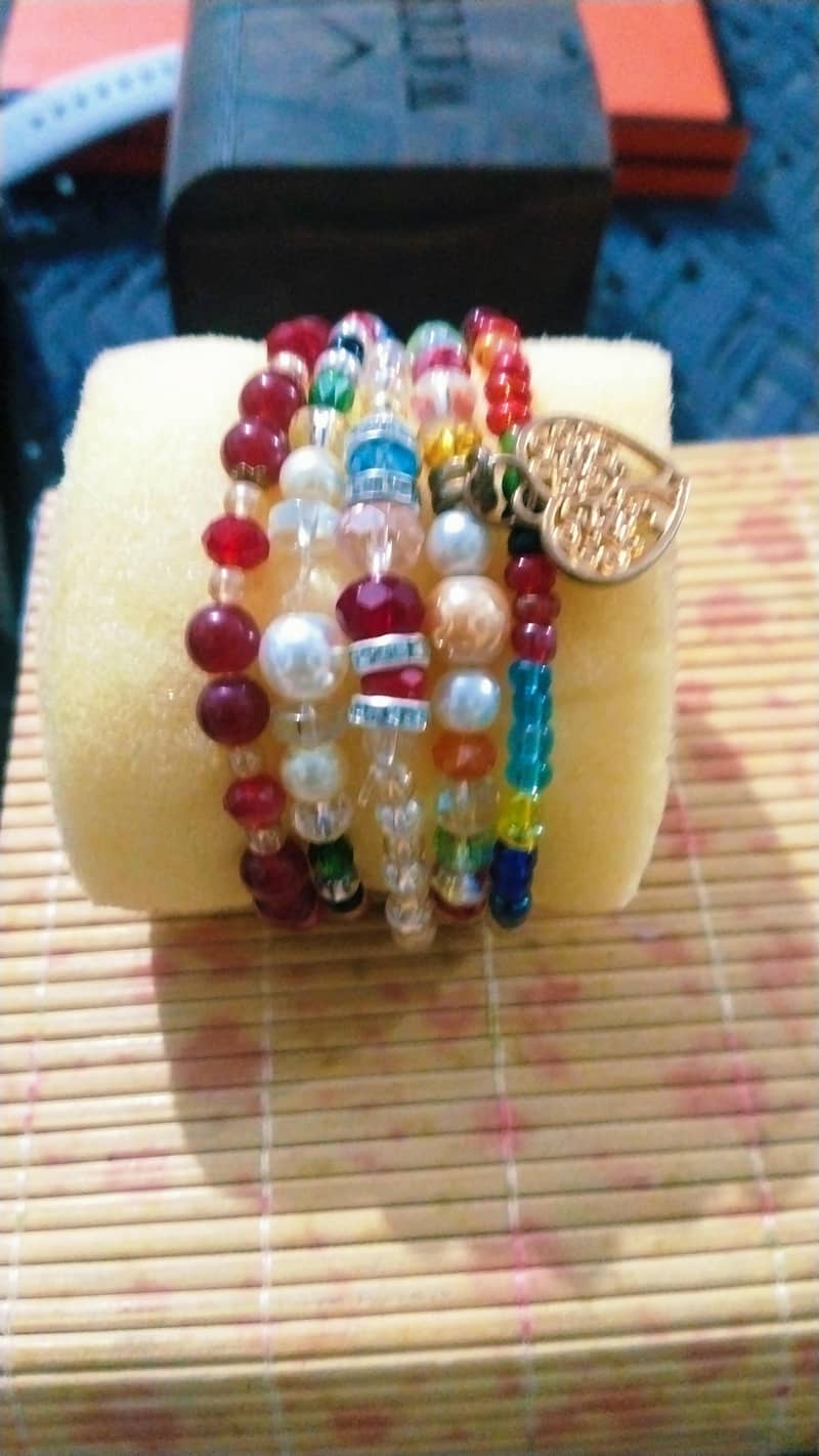 bracelets 7