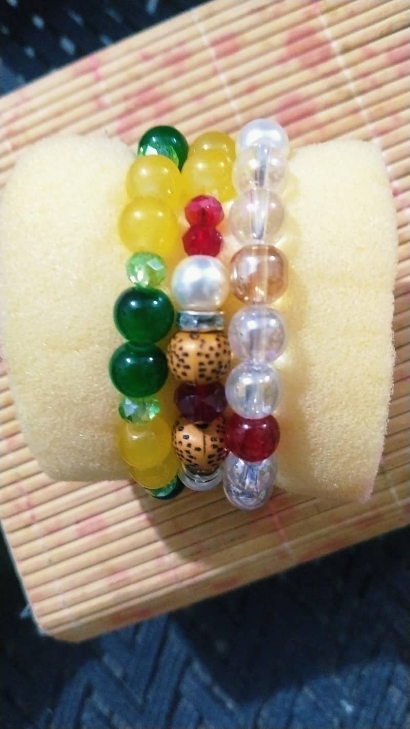 bracelets 14