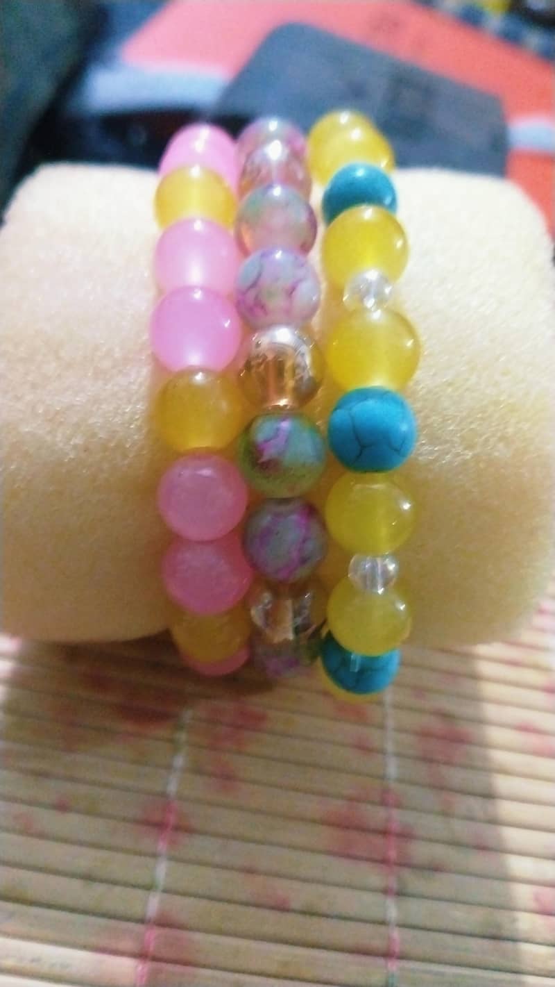 bracelets 16