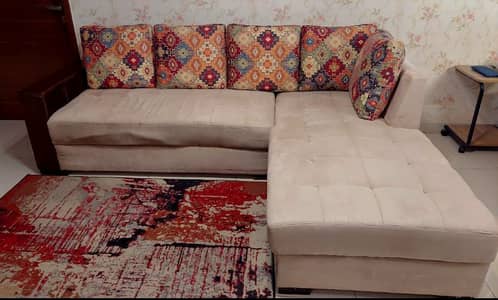 L Shaped Sofa for sale (6×7)