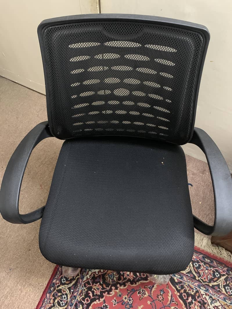 Computer table chairs available 1