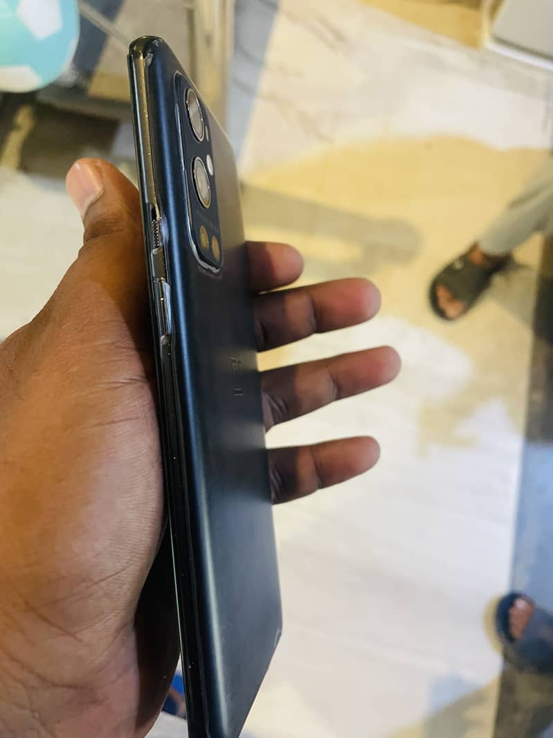 One Plus 9 Pro 4