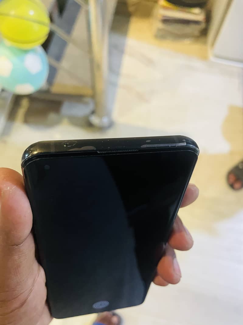 One Plus 9 Pro 6