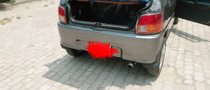 Daihatsu Cuore 2011