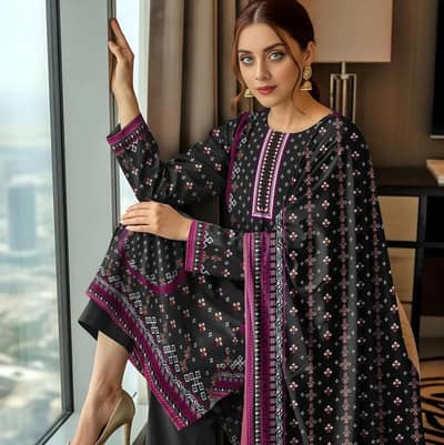 Black printed 3- piece lawn suit for women