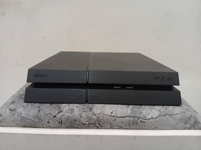 good condition ps4 slim or fat ghar par a kar check kar ka lay jaye