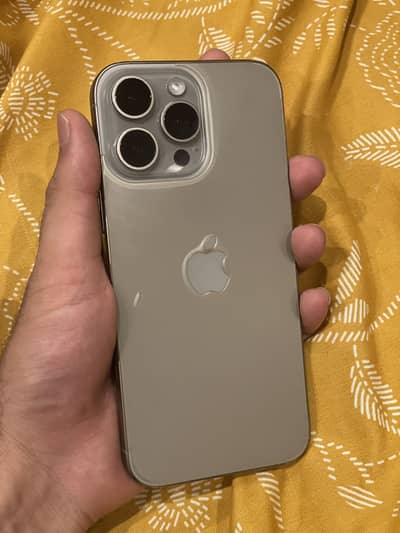 Apple iPhone 16 Pro Max