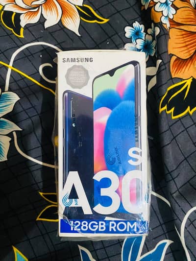 Samsung Mobile A30s (4/128 and no open total orignal)