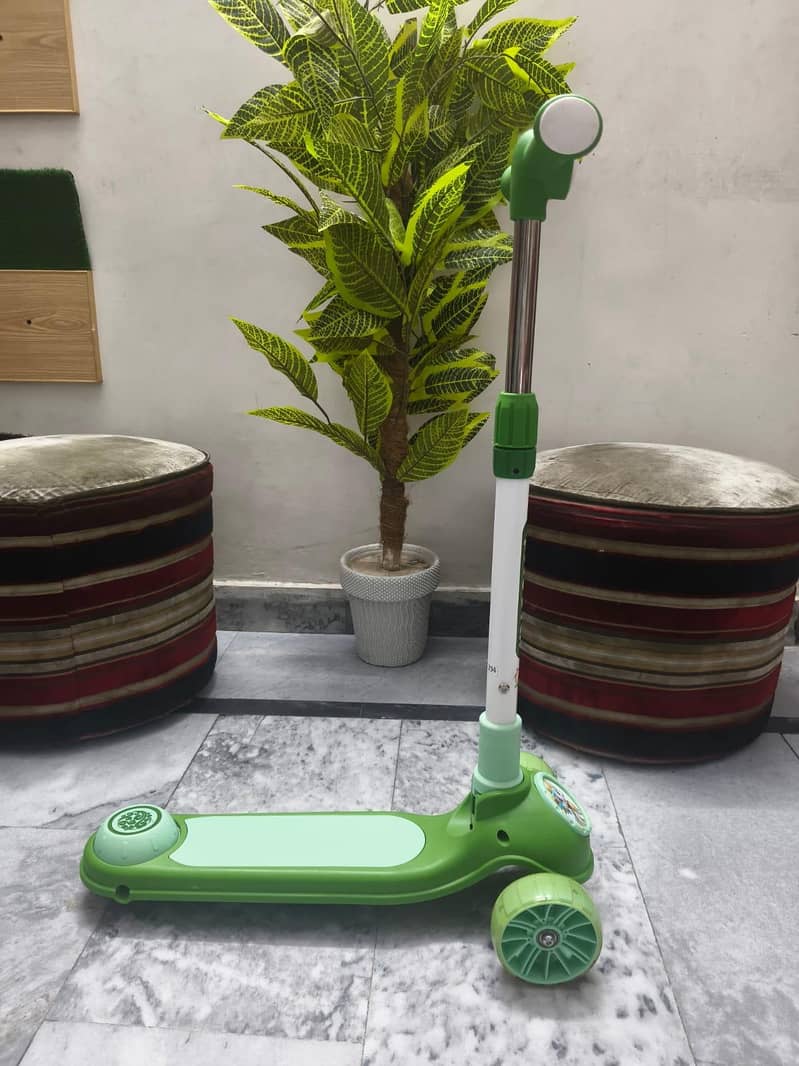 scooty 4