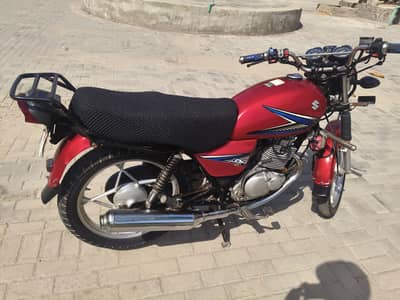 Suzuki GS 150 SE