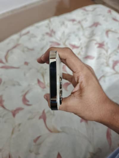 Apple iPhone 14 Pro