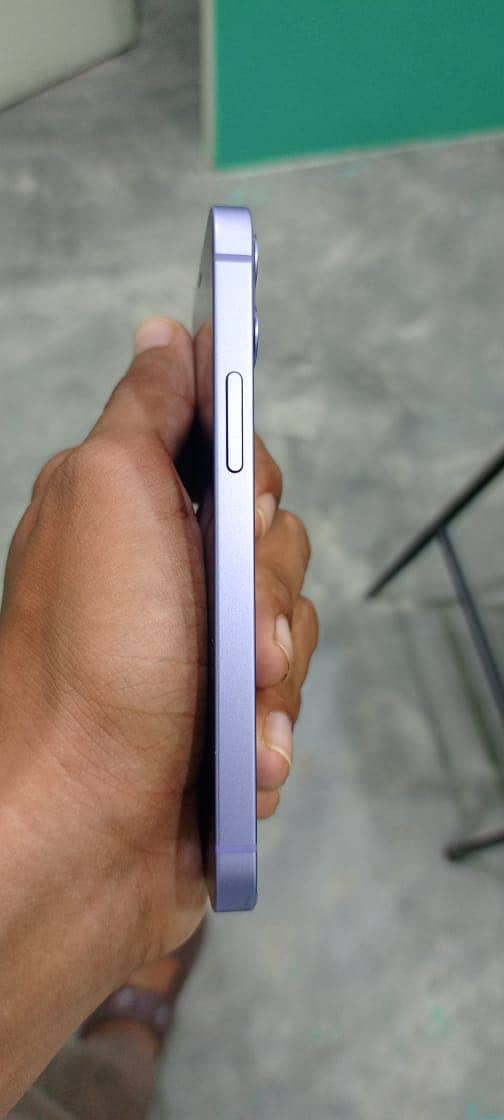 Apple iPhone 12 mini 3
