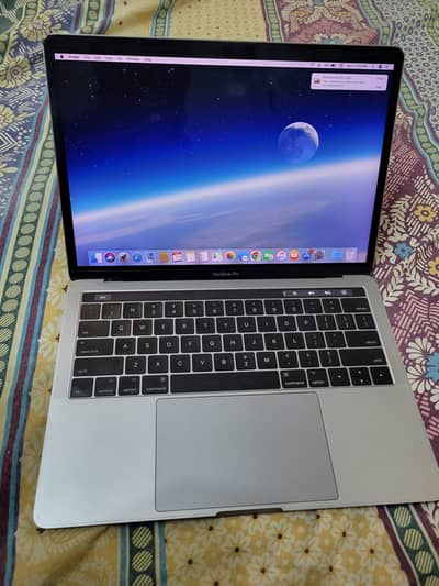 macbook pro 2017 touchbar (read ad)