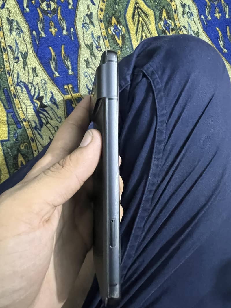Google Pixel 8 2