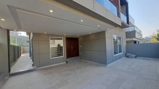 10 Marla 5 bedroom house available for rent phase 8 c block bahria town Rawalpindi