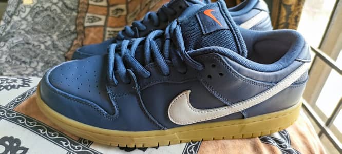 FOR SALE Nike Air Jordan 2 Retro, SB Dunk Low Pro Adidas Caterpillar