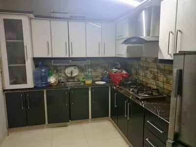 170 sq yards unit/portion on 2nd floor