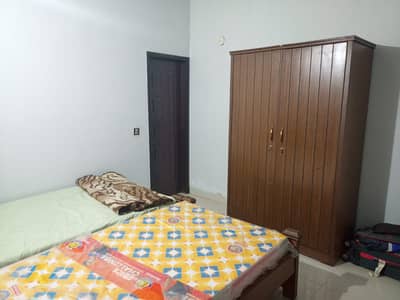 170 Sq Yards Unit/Portion On 2nd Floor