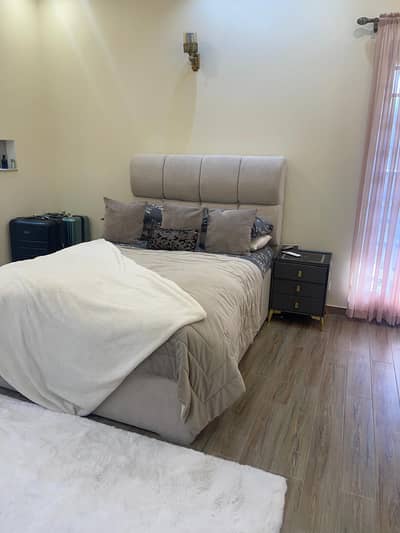  Luxury Upholstered Bed for Sale
