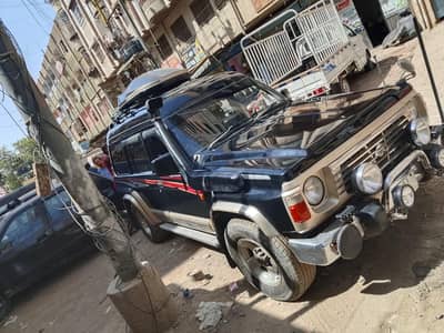 Nissan Patrol 1990 registration 1992 Lahore registration
