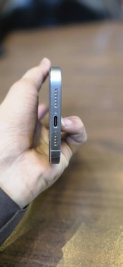 Apple iPhone 15 Pro Max