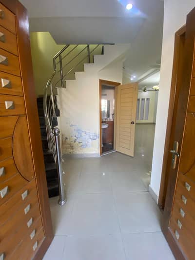 10 Marla 5 bedroom phase 3 bahria town Rawalpindi